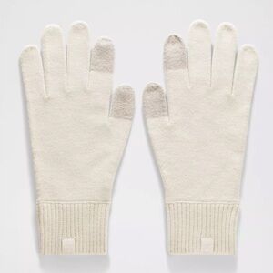 Lululemon Warm Revelation Gloves .new  with tag .